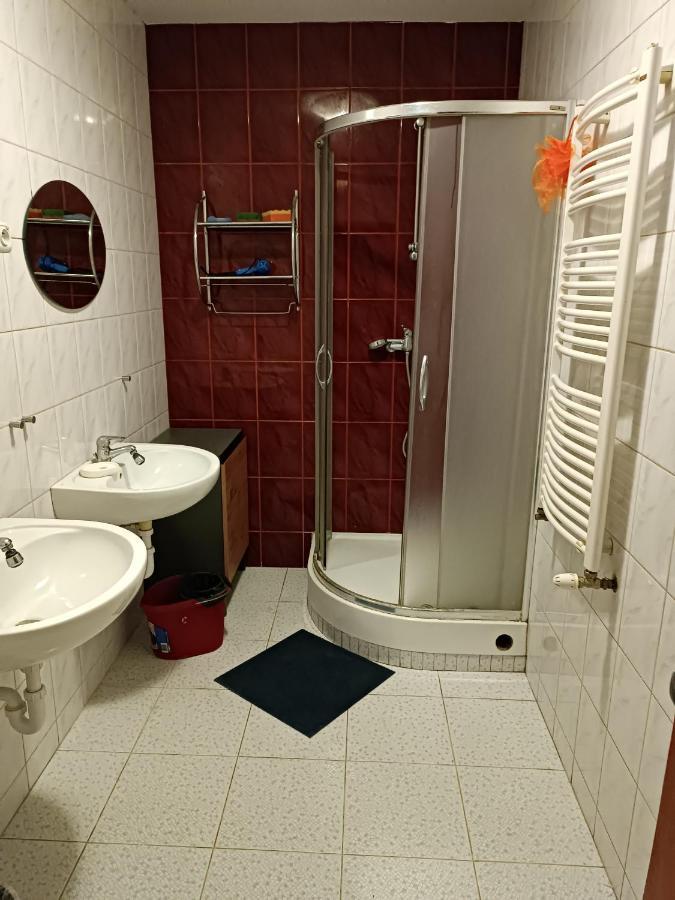Hostel Sunrise Liwska ワルシャワ エクステリア 写真