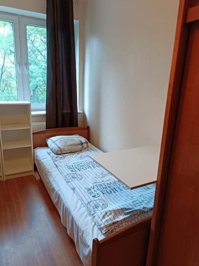 Hostel Sunrise Liwska ワルシャワ エクステリア 写真