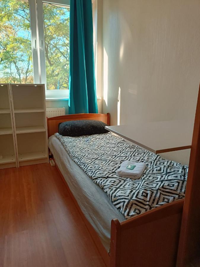 Hostel Sunrise Liwska ワルシャワ エクステリア 写真
