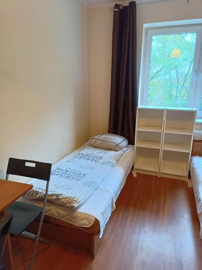 Hostel Sunrise Liwska ワルシャワ エクステリア 写真